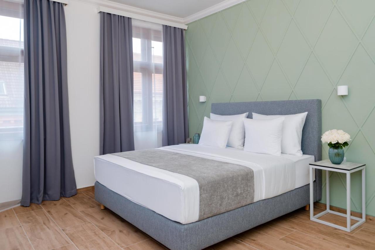 פראג Eight Secrets Boutique Residence By Dwellfort מראה חיצוני תמונה